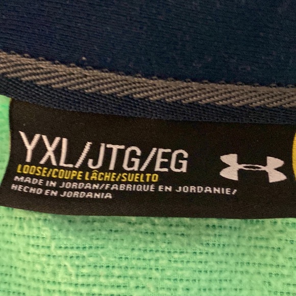 Youth Under Armour 3/4 zip sweatshirt - Picture 2 of 5